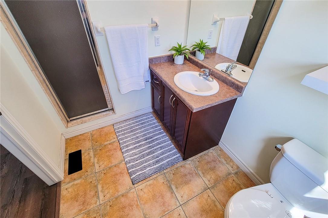 110 Marina Point Crescent, Hamilton, Ontario  L8E 0E4 - Photo 28 - H4198356