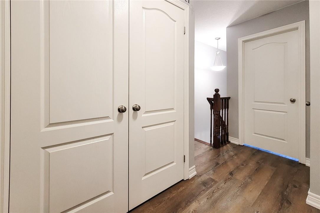 110 Marina Point Crescent, Hamilton, Ontario  L8E 0E4 - Photo 31 - H4198356