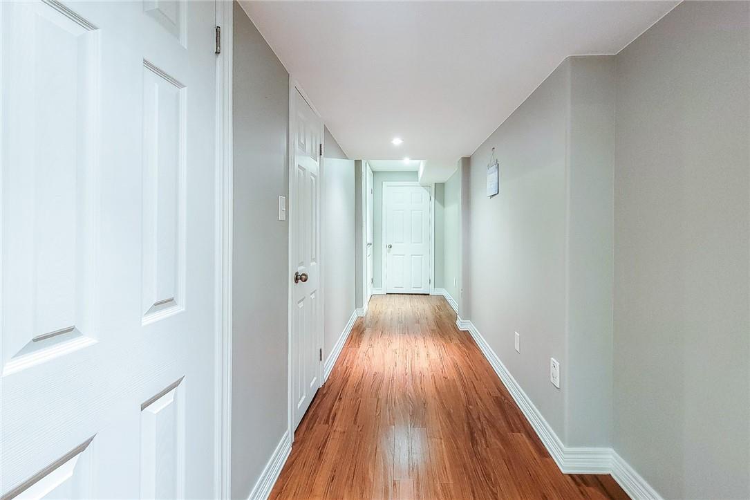 110 Marina Point Crescent, Hamilton, Ontario  L8E 0E4 - Photo 38 - H4198356