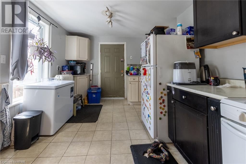 253 Vidal Street S, Sarnia, Ontario  N7T 2T8 - Photo 4 - 40611677