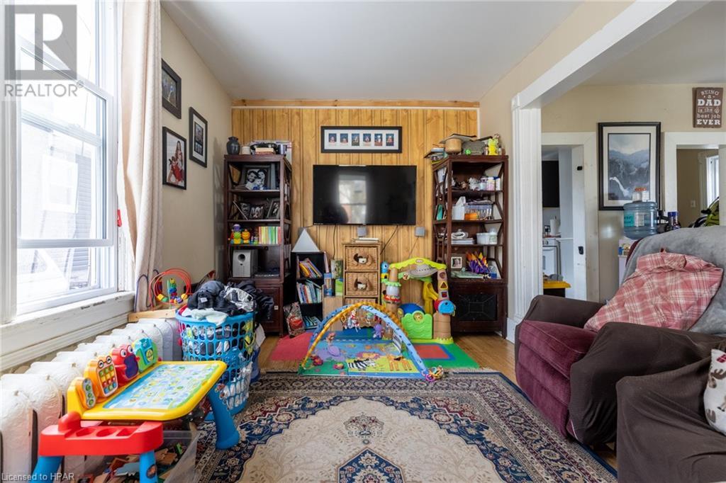 253 Vidal Street S, Sarnia, Ontario  N7T 2T8 - Photo 9 - 40611677