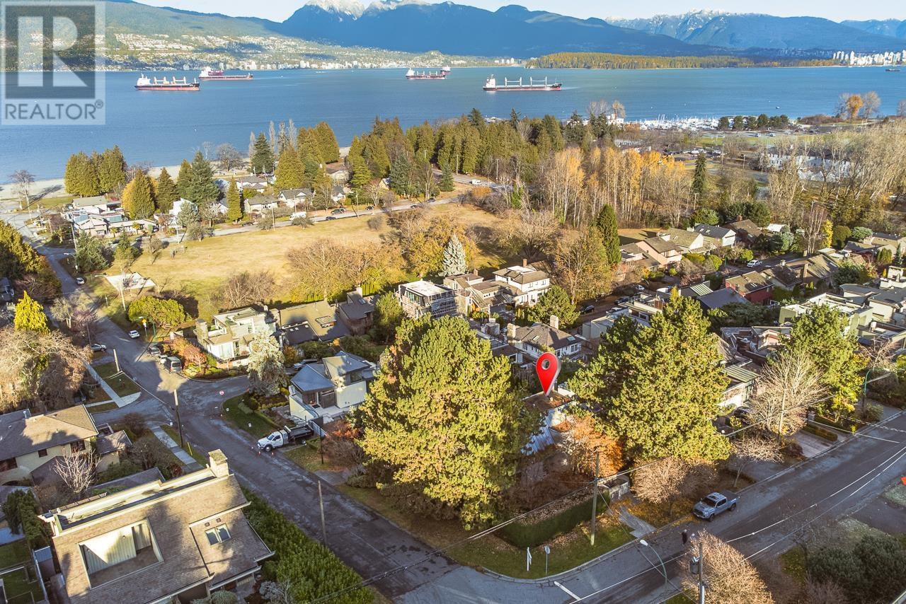 4489 W 2ND AVENUE, vancouver, British Columbia V6R1K6