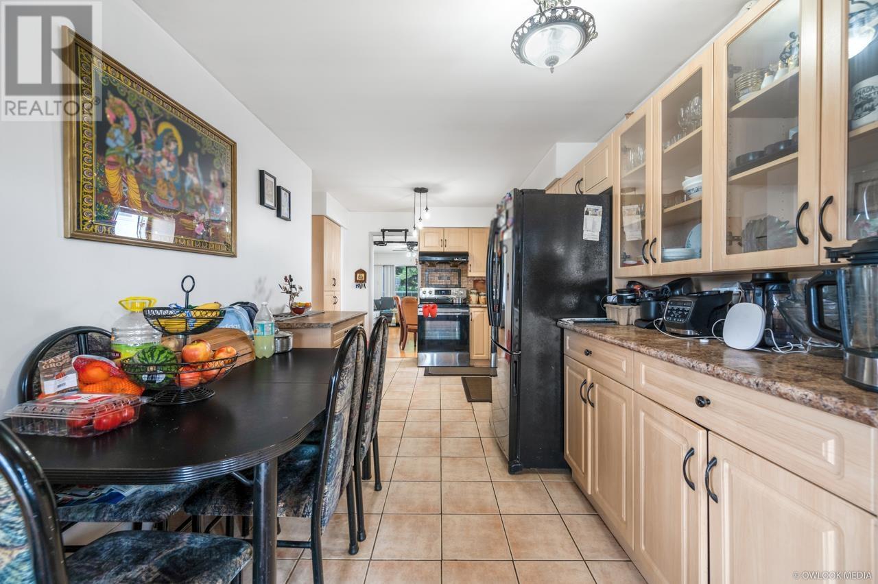 Listing Picture 9 of 27 : 5907 BATTISON STREET, Vancouver / 溫哥華 - 魯藝地產 Yvonne Lu Group - MLS Medallion Club Member