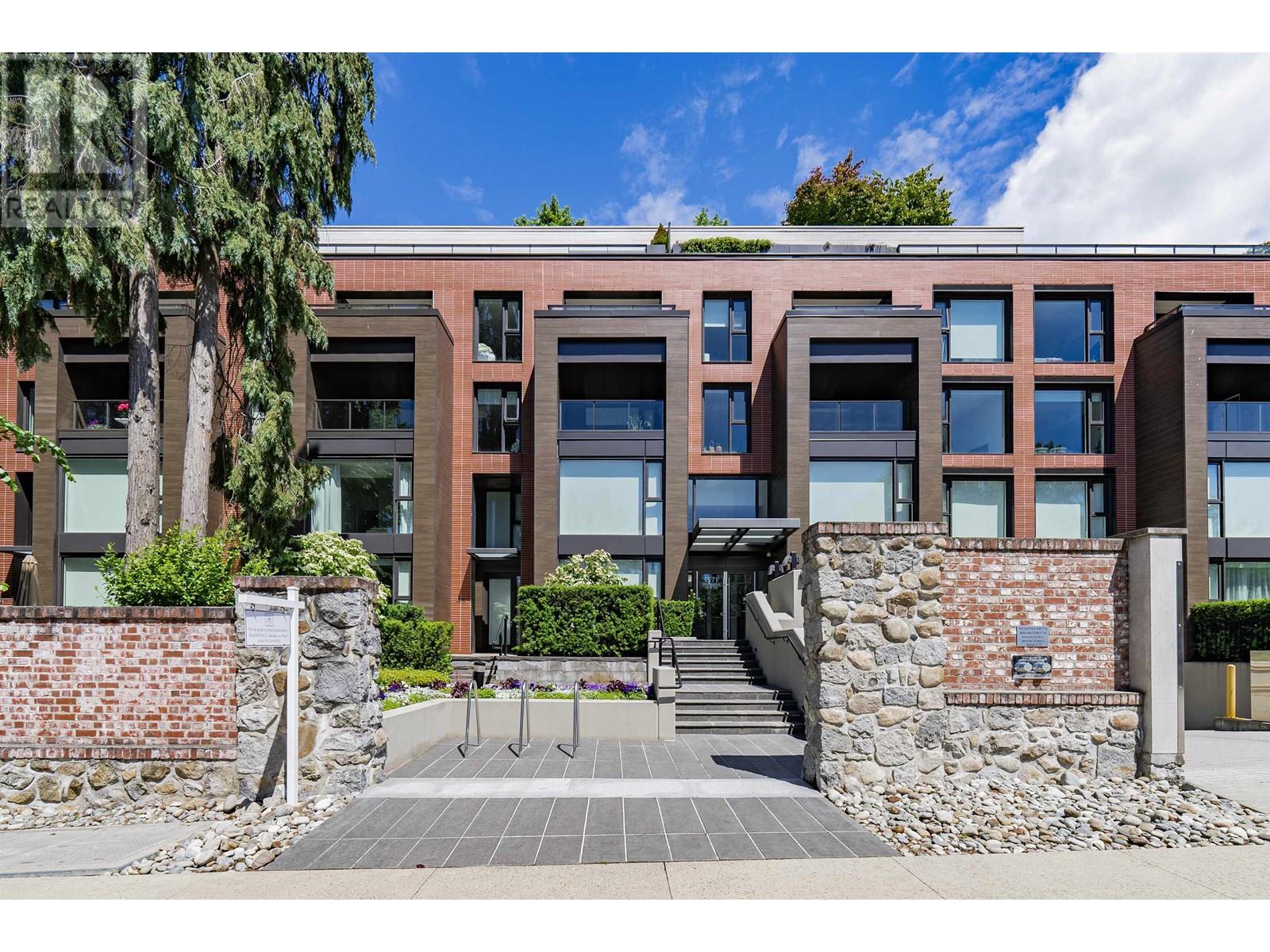 310 1571 W 57th Avenue, Vancouver, British Columbia  V6P 0H7 - Photo 1 - R2895390