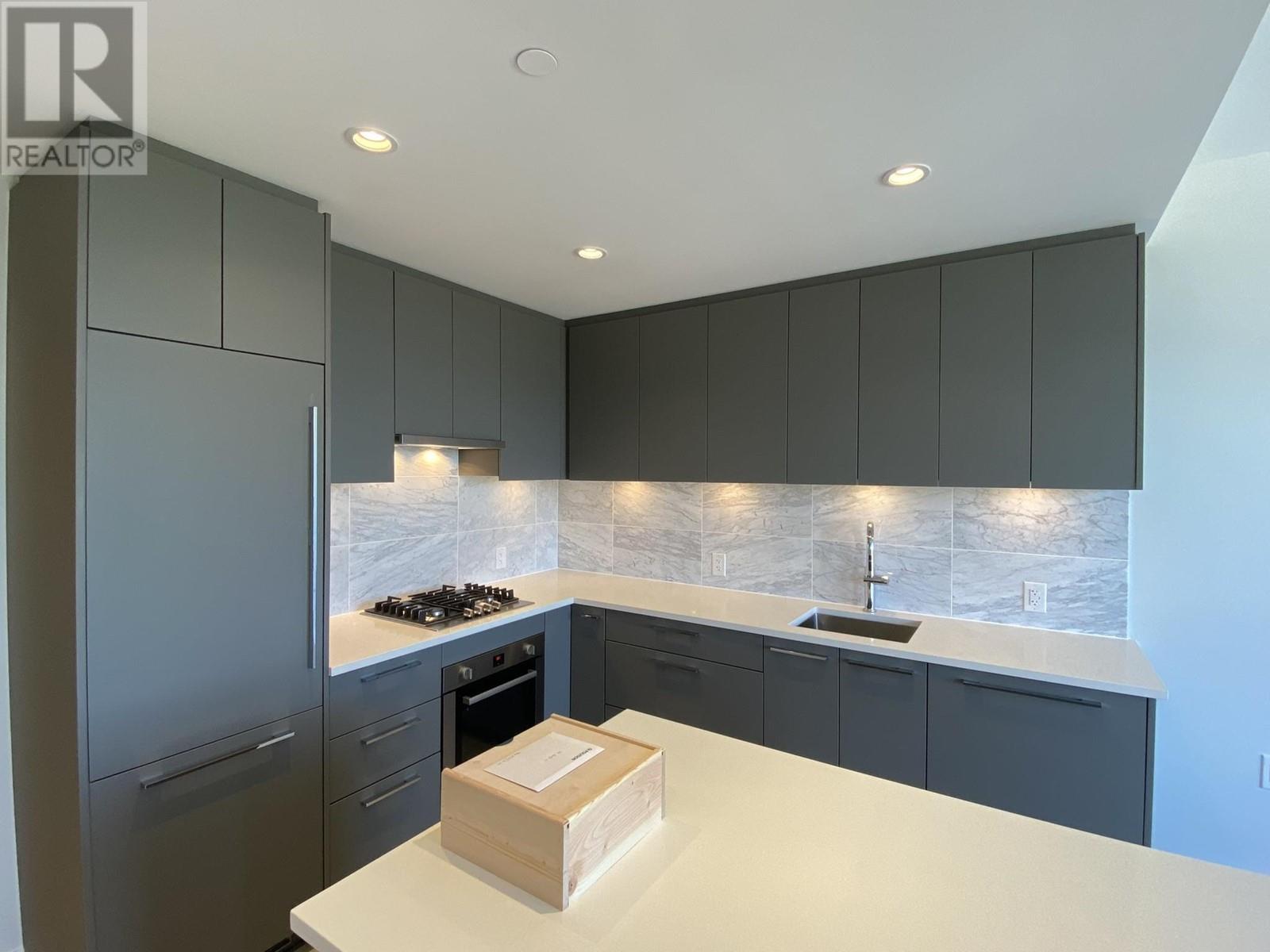 Listing Picture 8 of 16 : 709 5380 CROOKED BRANCH ROAD, Vancouver / 溫哥華 - 魯藝地產 Yvonne Lu Group - MLS Medallion Club Member