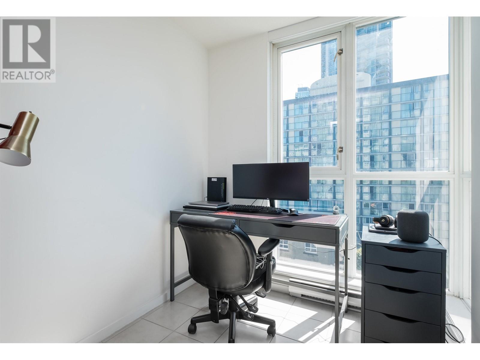 Listing Picture 18 of 26 : 608 1199 SEYMOUR STREET, Vancouver / 溫哥華 - 魯藝地產 Yvonne Lu Group - MLS Medallion Club Member