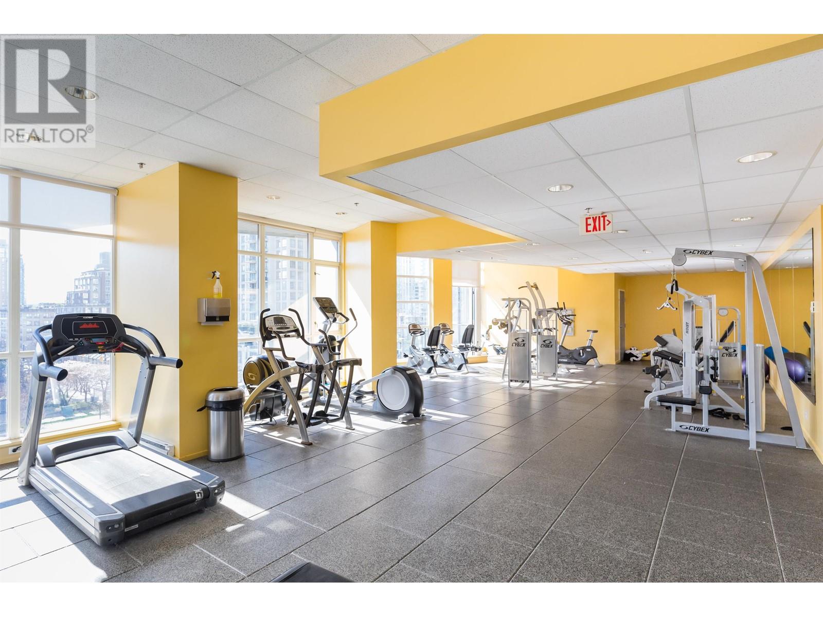 Listing Picture 22 of 26 : 608 1199 SEYMOUR STREET, Vancouver / 溫哥華 - 魯藝地產 Yvonne Lu Group - MLS Medallion Club Member