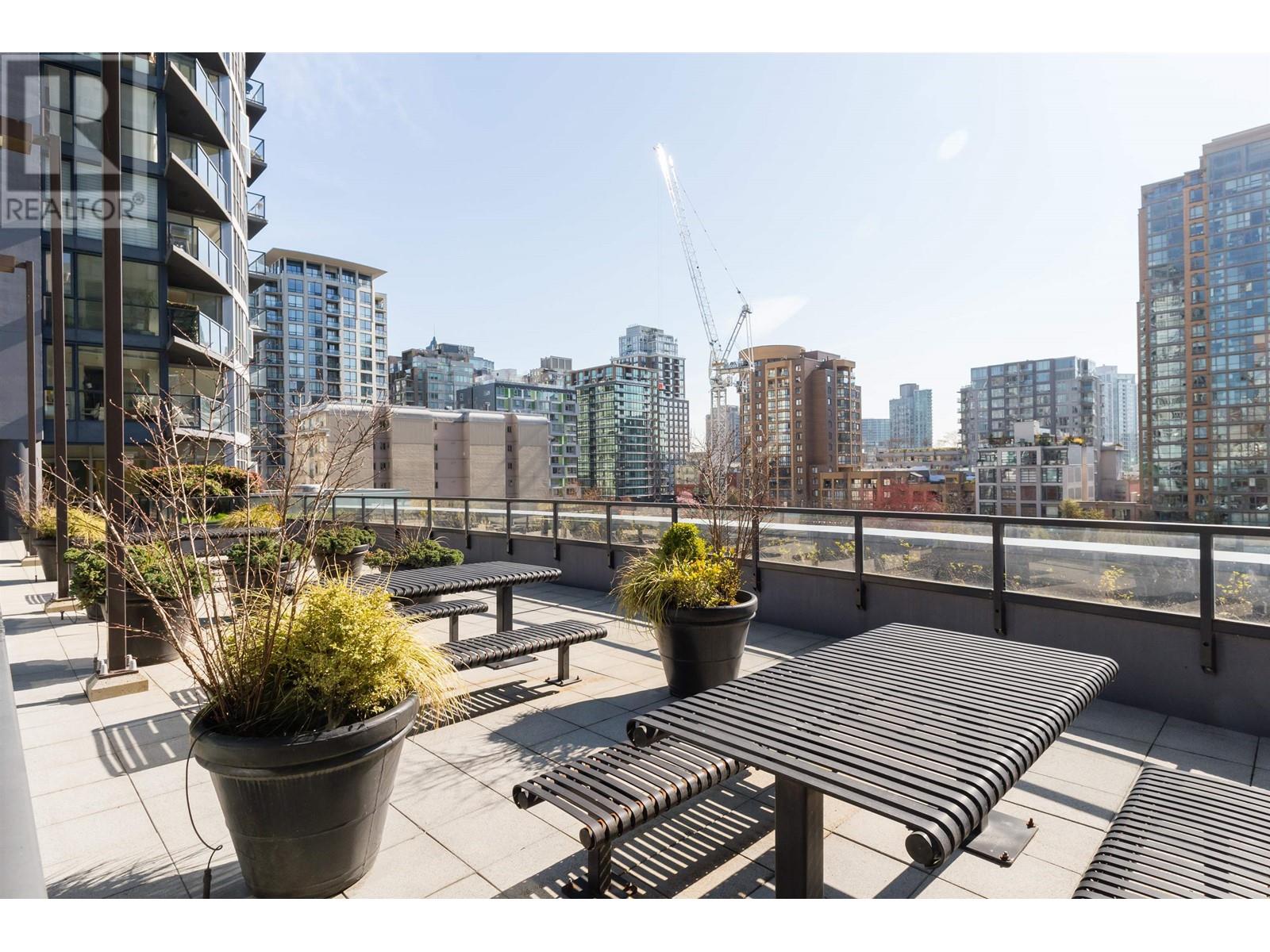 Listing Picture 24 of 26 : 608 1199 SEYMOUR STREET, Vancouver / 溫哥華 - 魯藝地產 Yvonne Lu Group - MLS Medallion Club Member