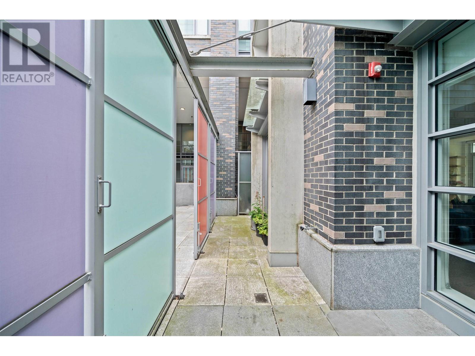 Property at 503 1283 HOWE STREET image 3