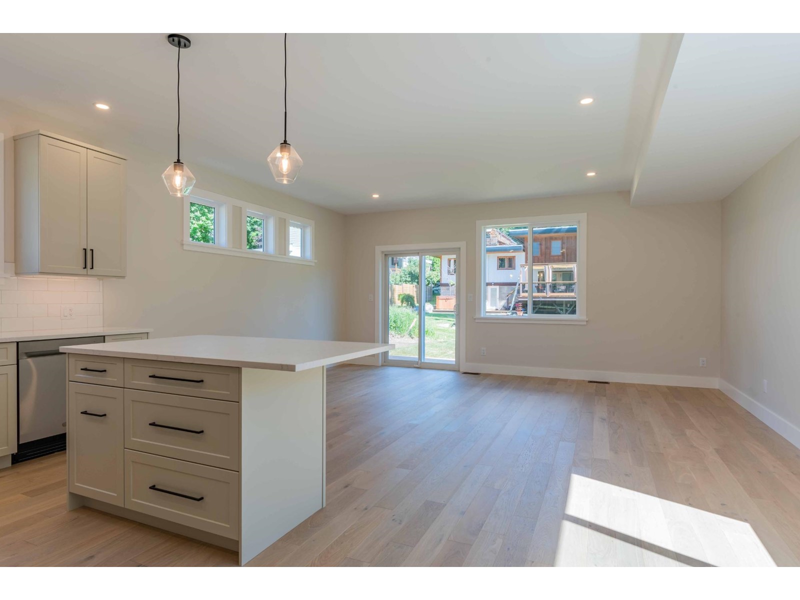 1554 Cook Avenue, Rossland, British Columbia  V0G 1Y0 - Photo 6 - 2477993