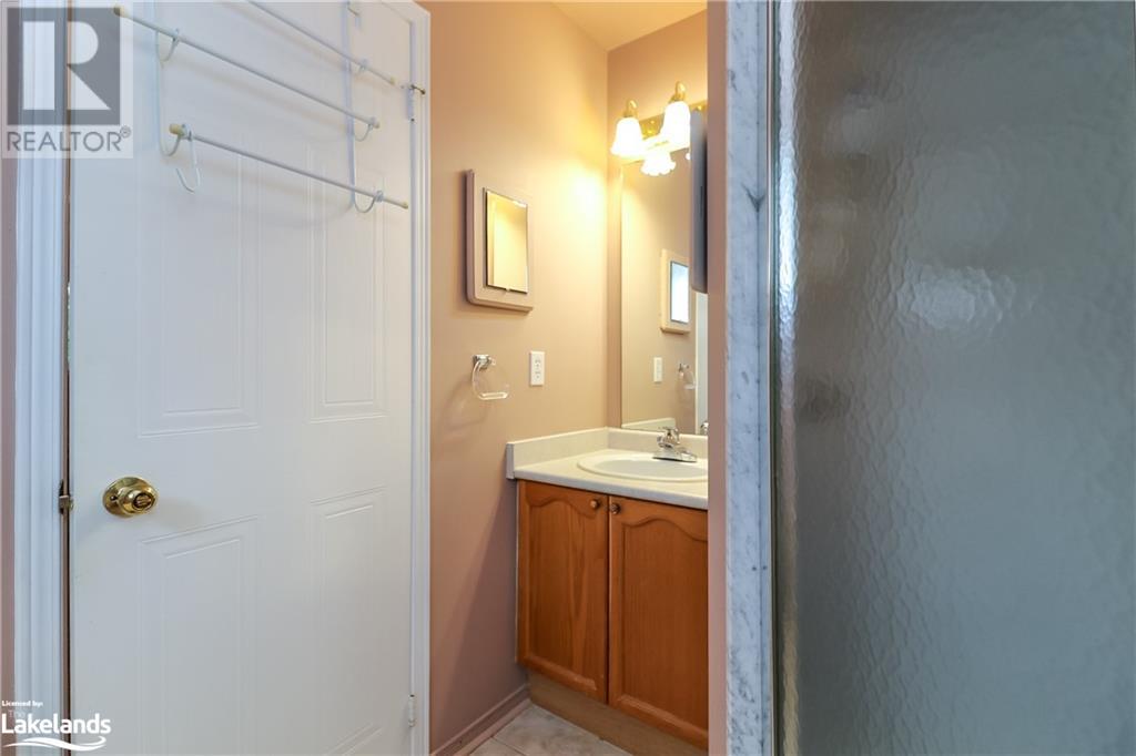 11 Evergreen Crescent, Wasaga Beach, Ontario  L9Z 1B6 - Photo 25 - 40610970