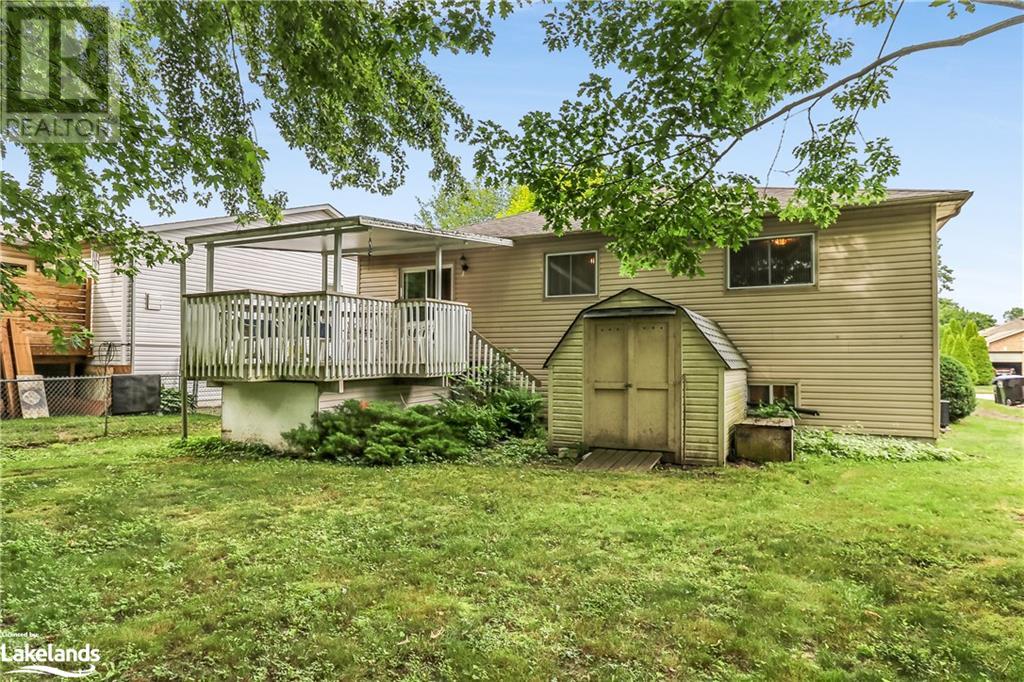 11 Evergreen Crescent, Wasaga Beach, Ontario  L9Z 1B6 - Photo 38 - 40610970