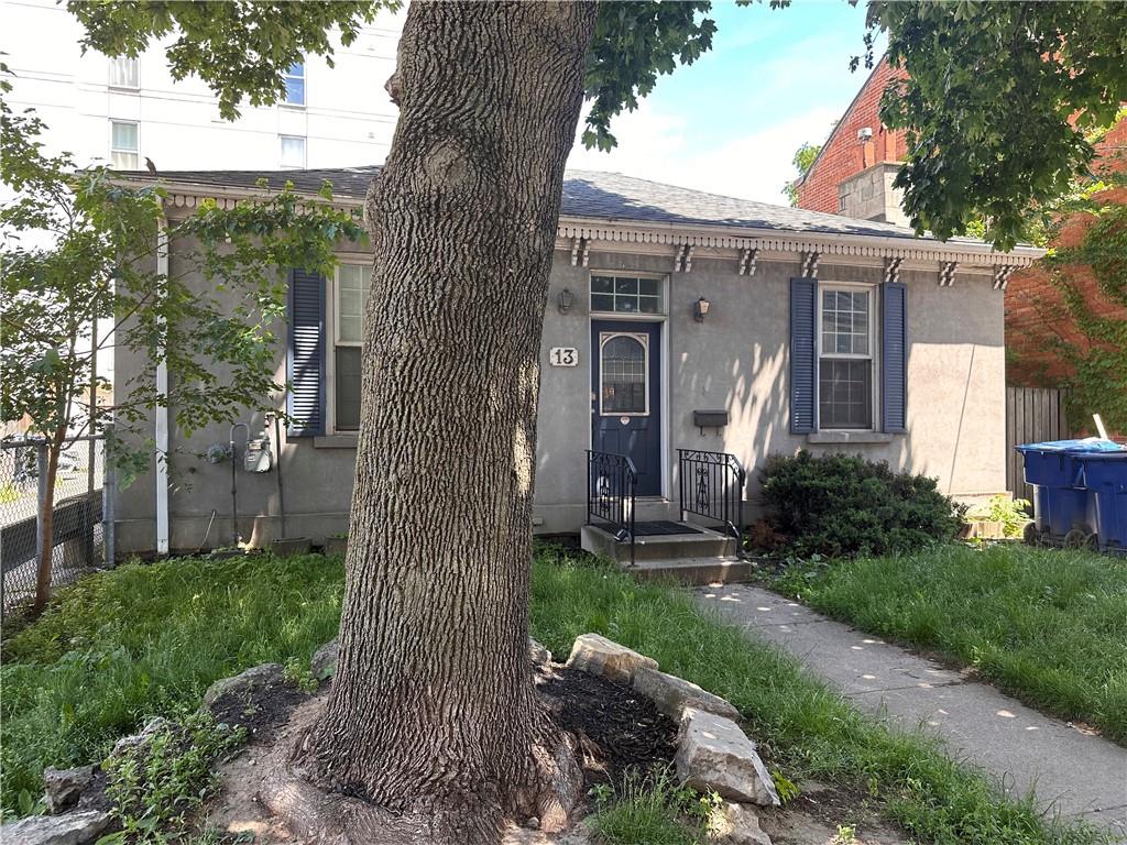 13 Augusta Street, Hamilton, Ontario  L8N 1P6 - Photo 2 - H4198485