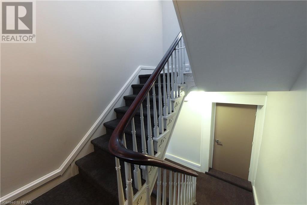 18 Church Street N, St. Marys, Ontario  N4X 1C2 - Photo 14 - 40609423