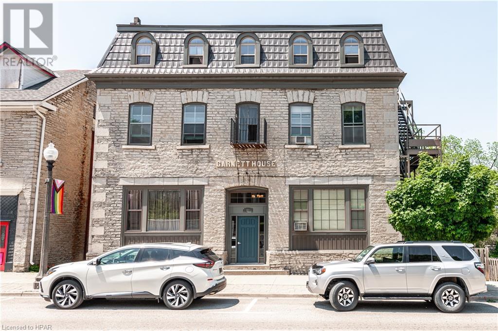 18 Church Street N, St. Marys, Ontario  N4X 1C2 - Photo 2 - 40609423