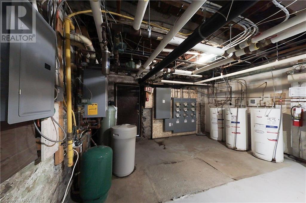 18 Church Street N, St. Marys, Ontario  N4X 1C2 - Photo 32 - 40609423