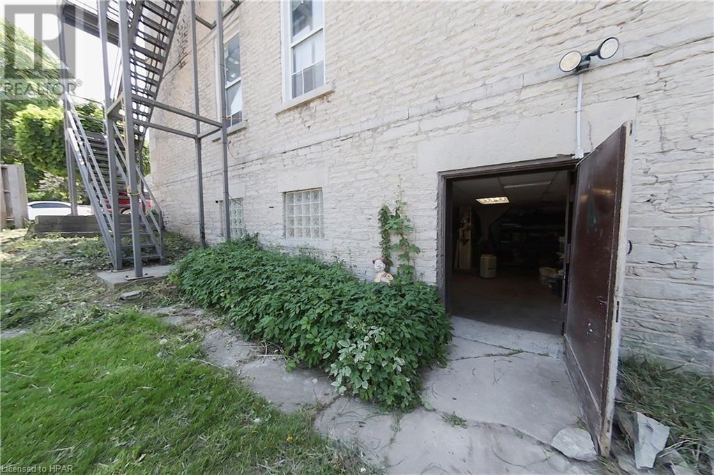 18 Church Street N, St. Marys, Ontario  N4X 1C2 - Photo 30 - 40609423