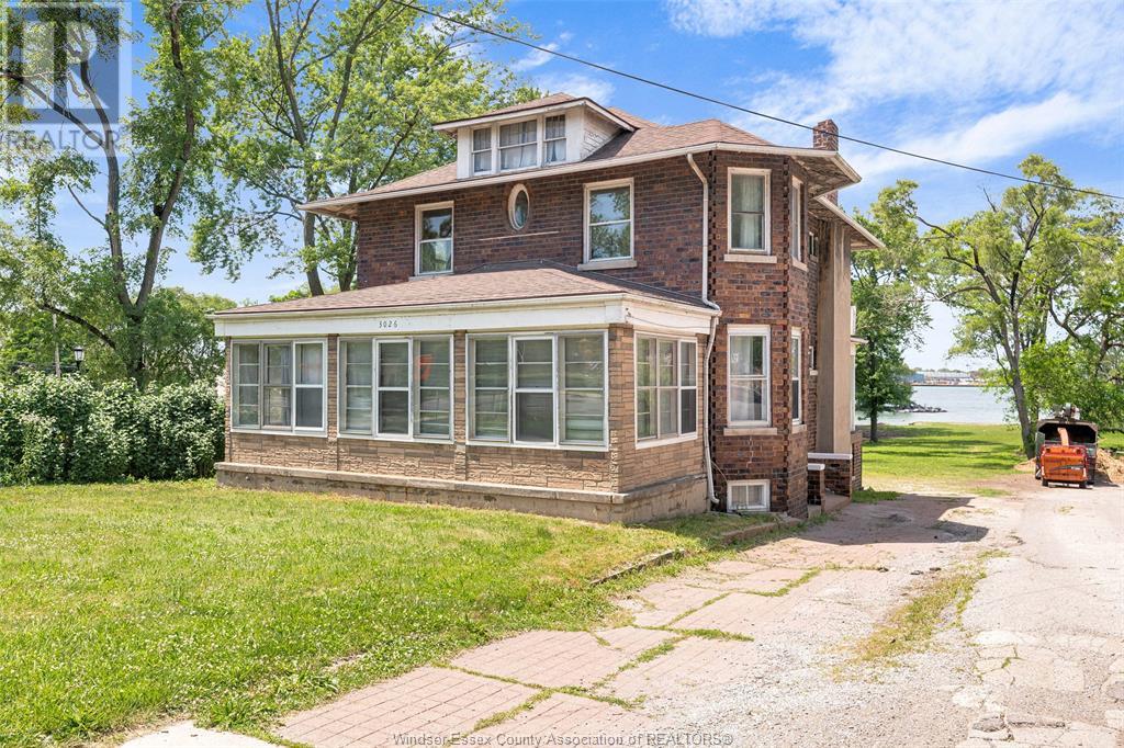 Property at 3026 SANDWICH image 2