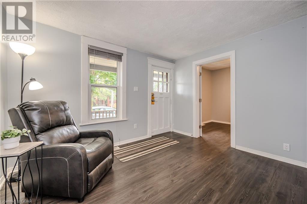 38 Huron Street, Guelph, Ontario  N1H 5Y2 - Photo 2 - 40611934
