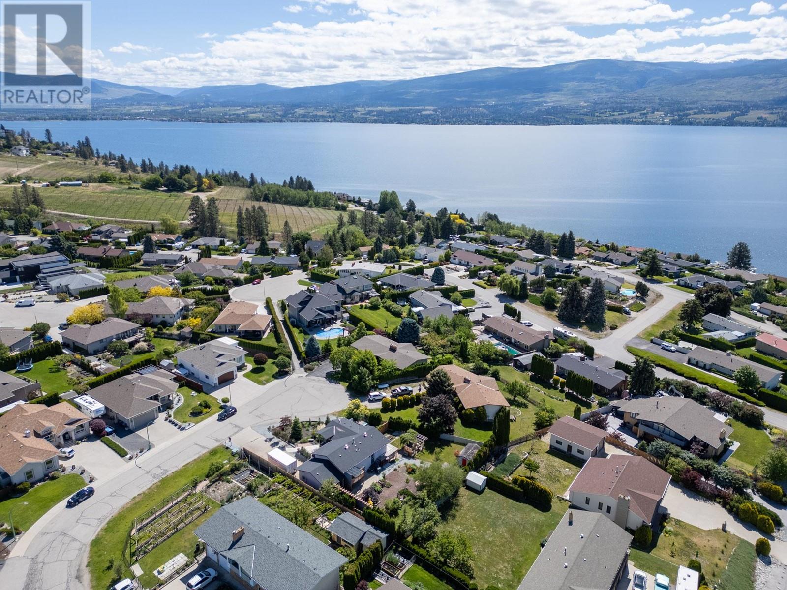 1141 Perley Road West Kelowna