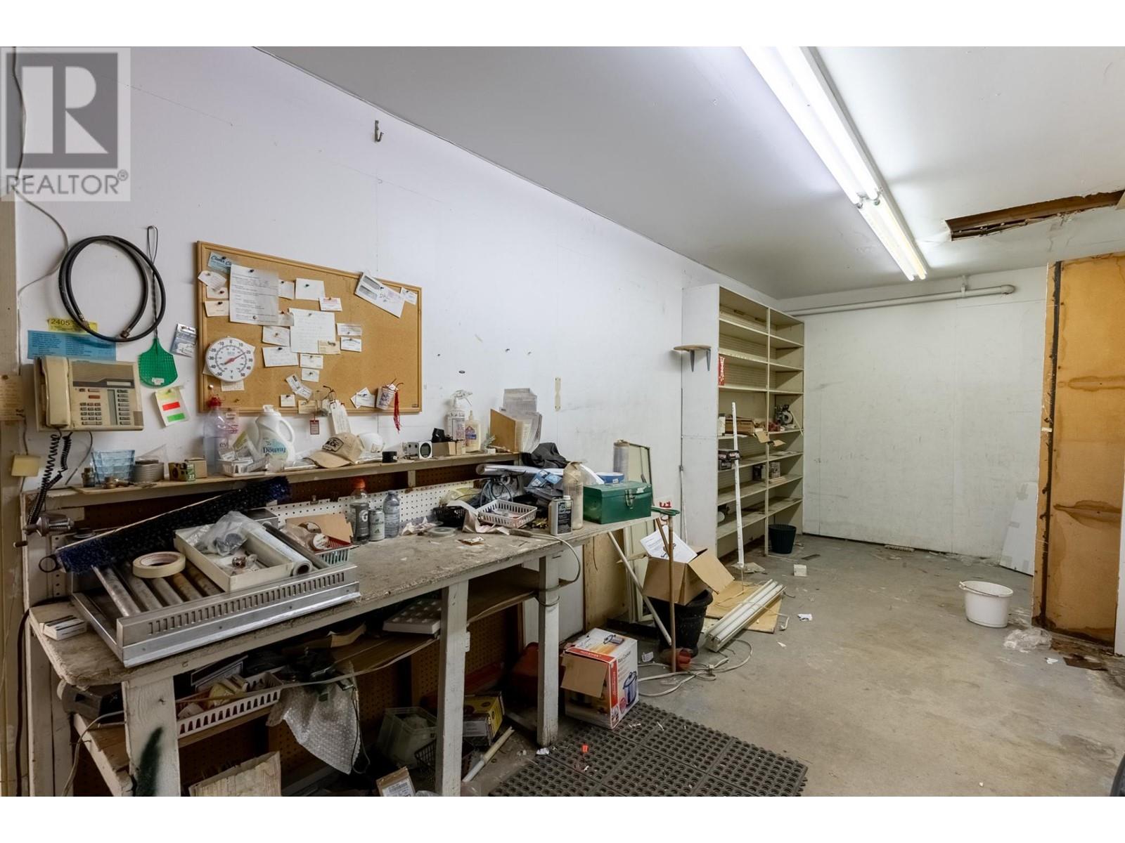 741 Shuswap Ave, Chase, British Columbia   - Photo 18 - 179486