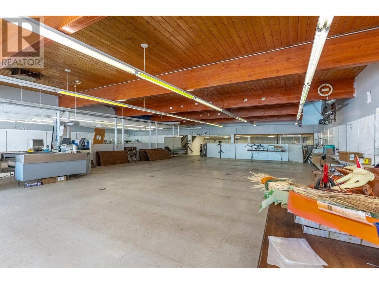 741 Shuswap Ave, Chase, British Columbia   - Photo 9 - 179486