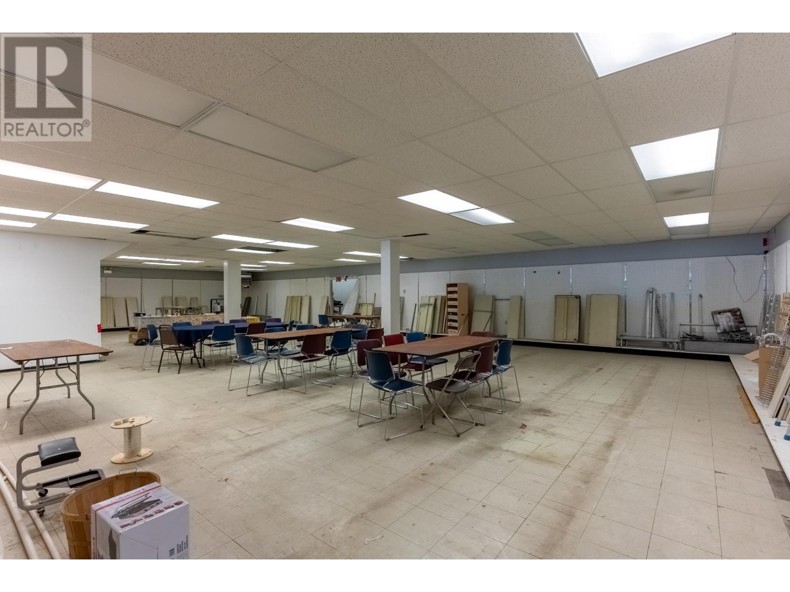 741 Shuswap Ave, Chase, British Columbia   - Photo 15 - 179486