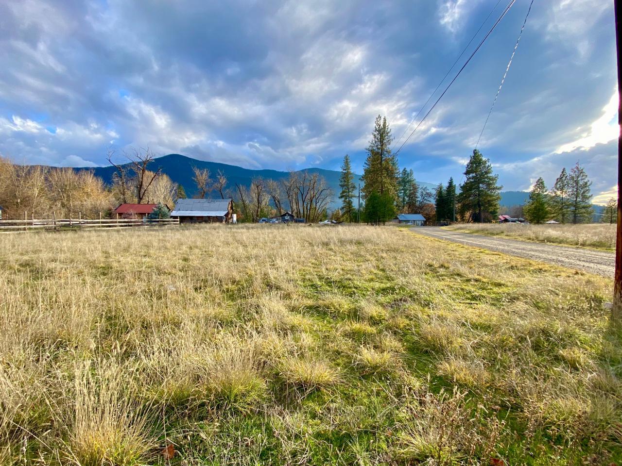 2338 Kettle River Drive, Grand Forks, British Columbia  V0H 1H0 - Photo 4 - 2478037