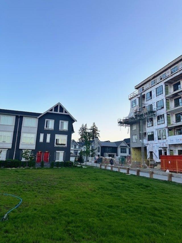 1 15778 85 Avenue, Surrey, British Columbia  V4N 6W8 - Photo 4 - R2895790