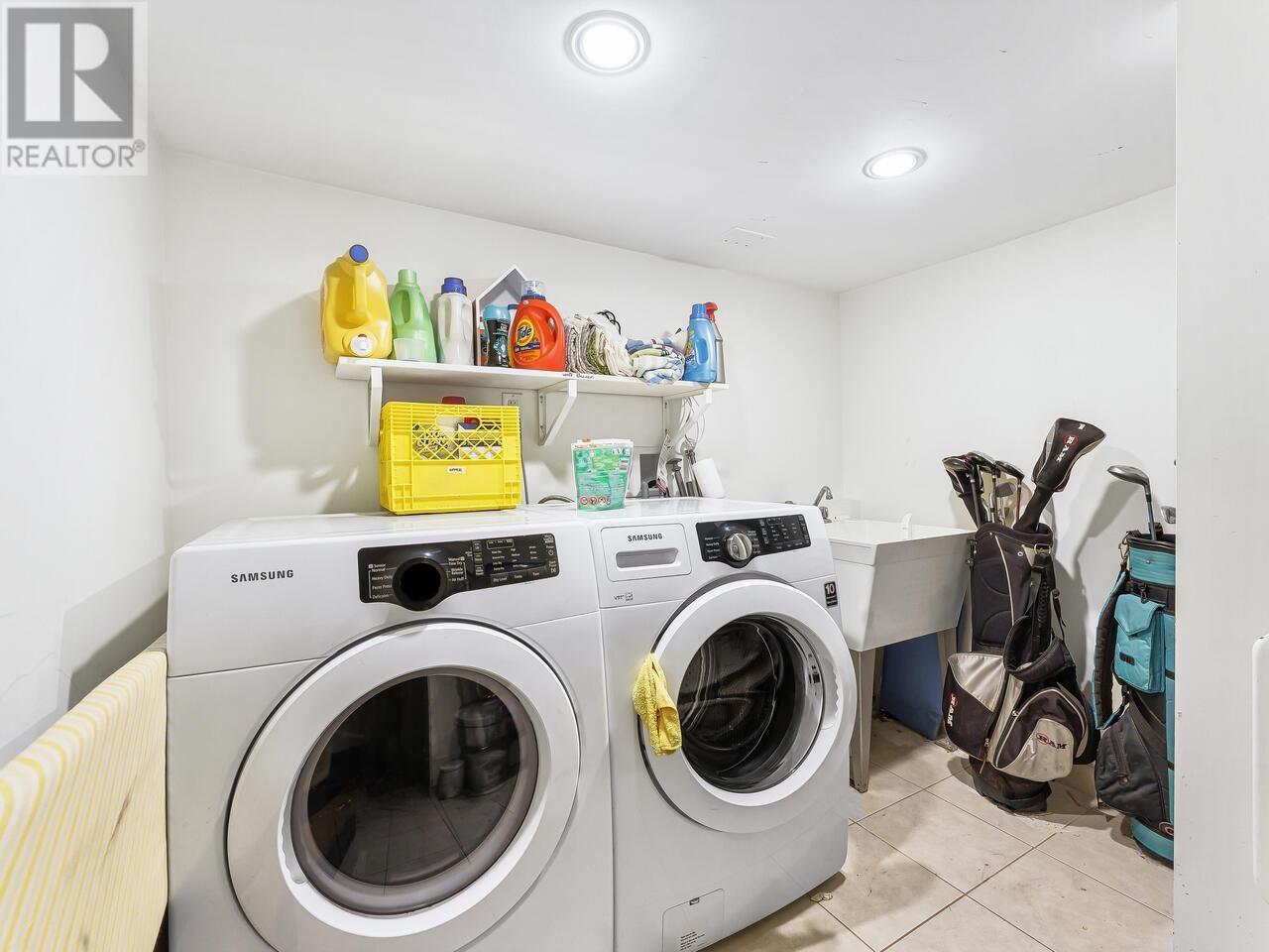 Listing Picture 18 of 21 : 1625 E 8TH AVENUE, Vancouver / 溫哥華 - 魯藝地產 Yvonne Lu Group - MLS Medallion Club Member