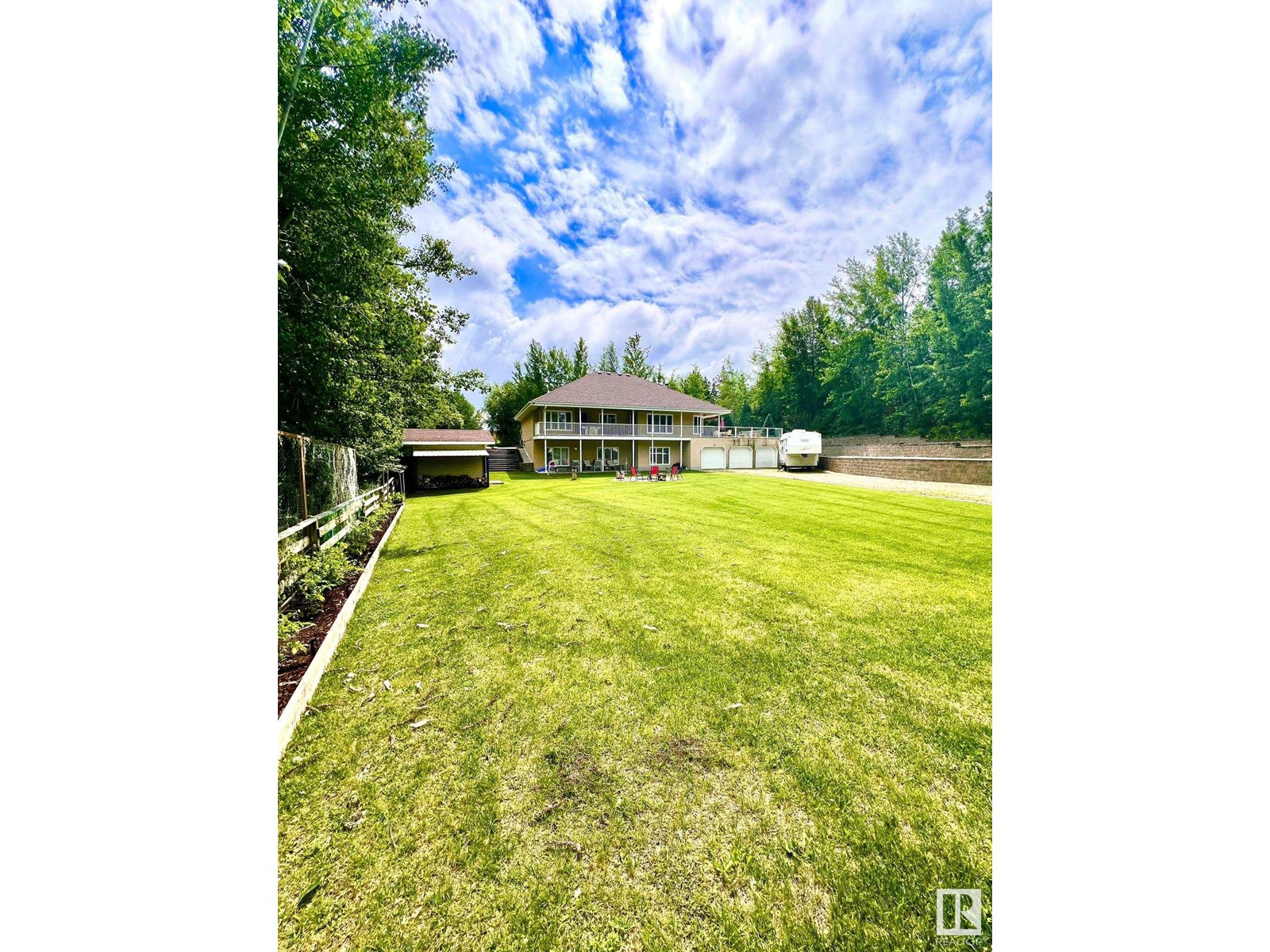 5631 49 St, Rural Lac Ste. Anne County, Alberta  T0E 0A0 - Photo 54 - E4379919