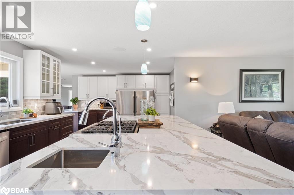 1277 Sunnidale Road, Springwater, Ontario  L9X 1W5 - Photo 8 - 40612467