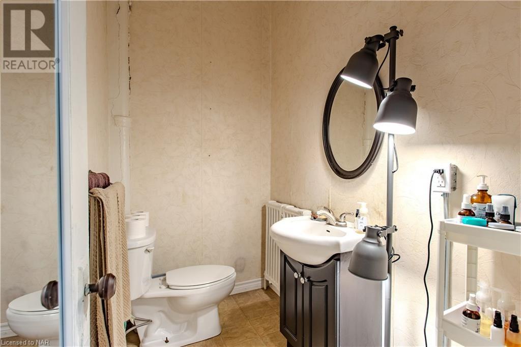 44 Jarvis Street, Fort Erie, Ontario  L2A 2S4 - Photo 13 - 40607820