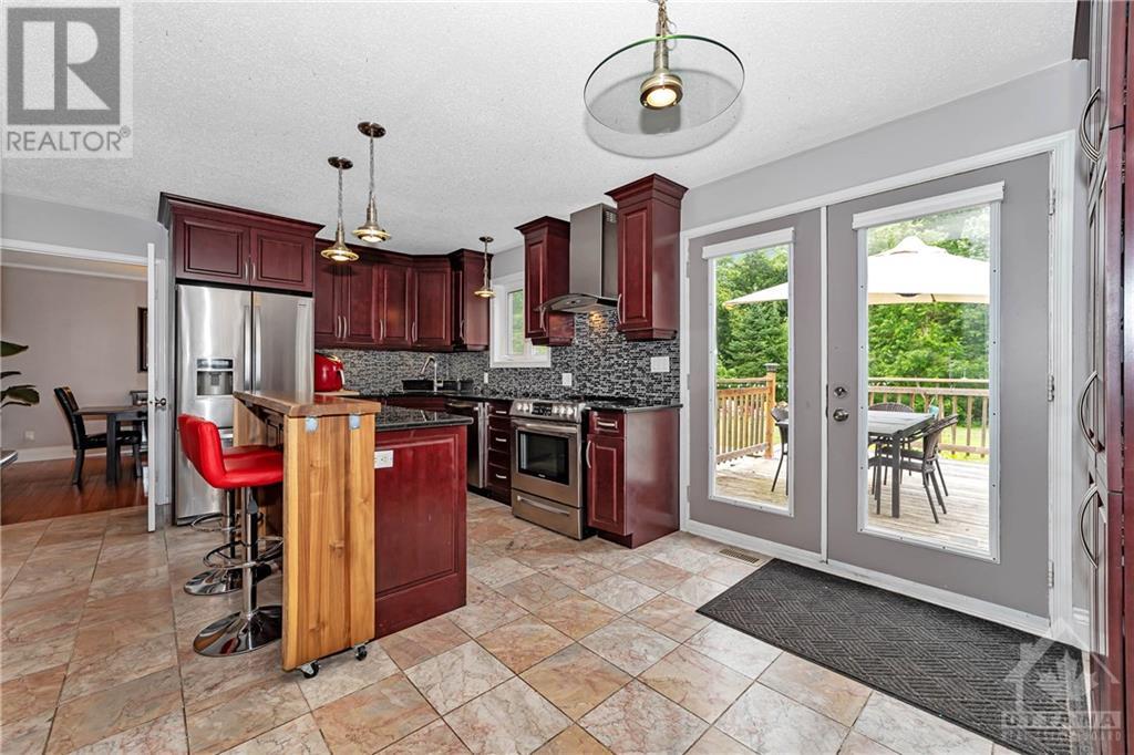 1141 Meadow Lane Road, Ottawa, Ontario  K4C 1C3 - Photo 9 - 1399793