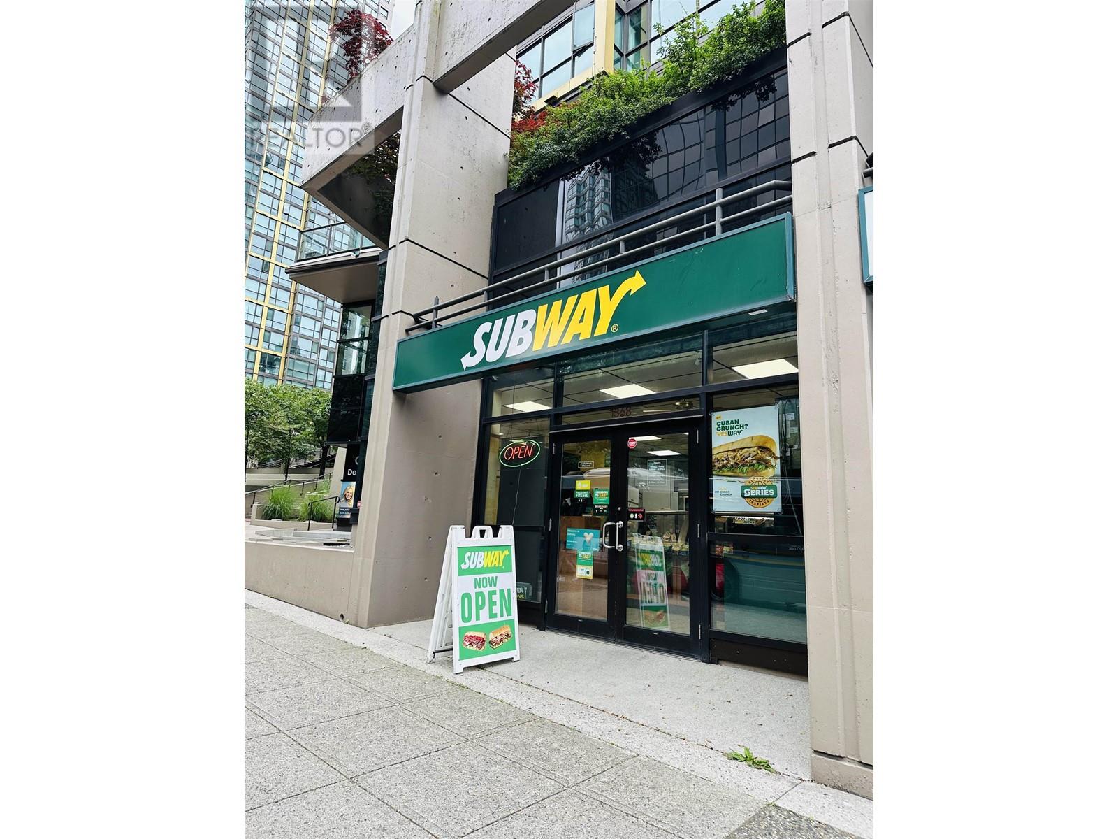 Listing Picture 3 of 5 : 1368 W GEORGIA STREET, Vancouver / 溫哥華 - 魯藝地產 Yvonne Lu Group - MLS Medallion Club Member