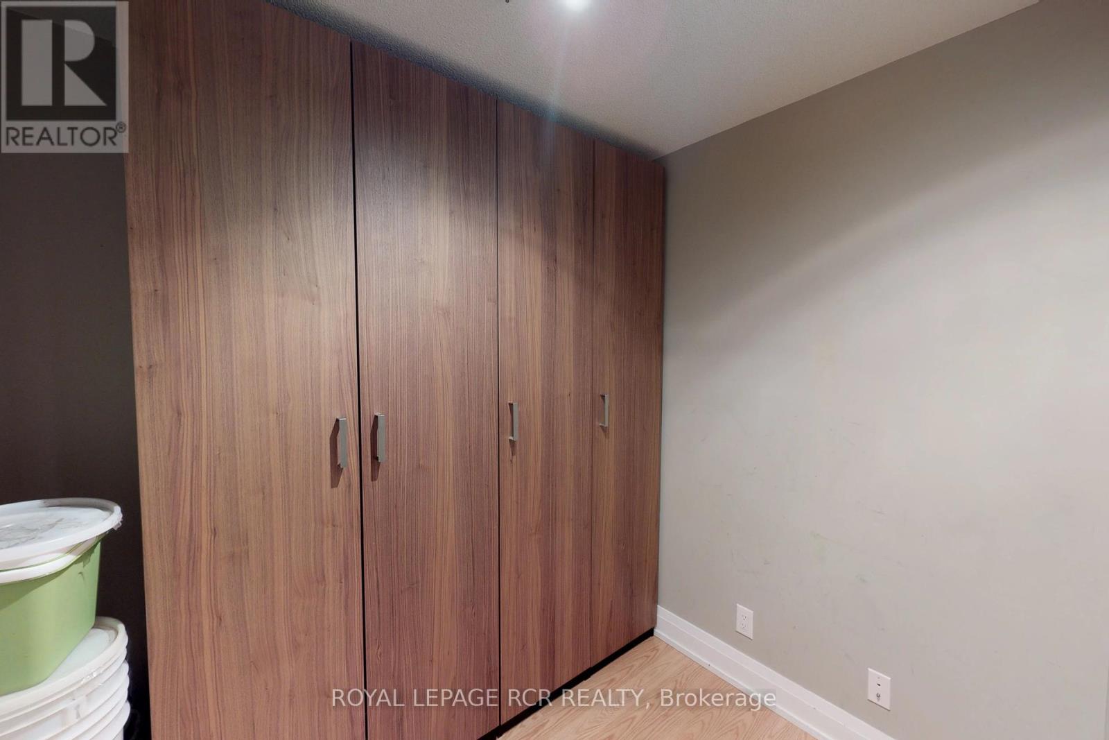 1401 - 1060 Sheppard Avenue W, Toronto (York University Heights), Ontario  M3J 0G7 - Photo 17 - W8094426