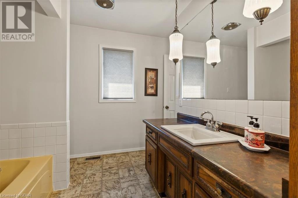 5339 Highway 9, Clifford, Ontario  N0G 1M0 - Photo 17 - 40612835