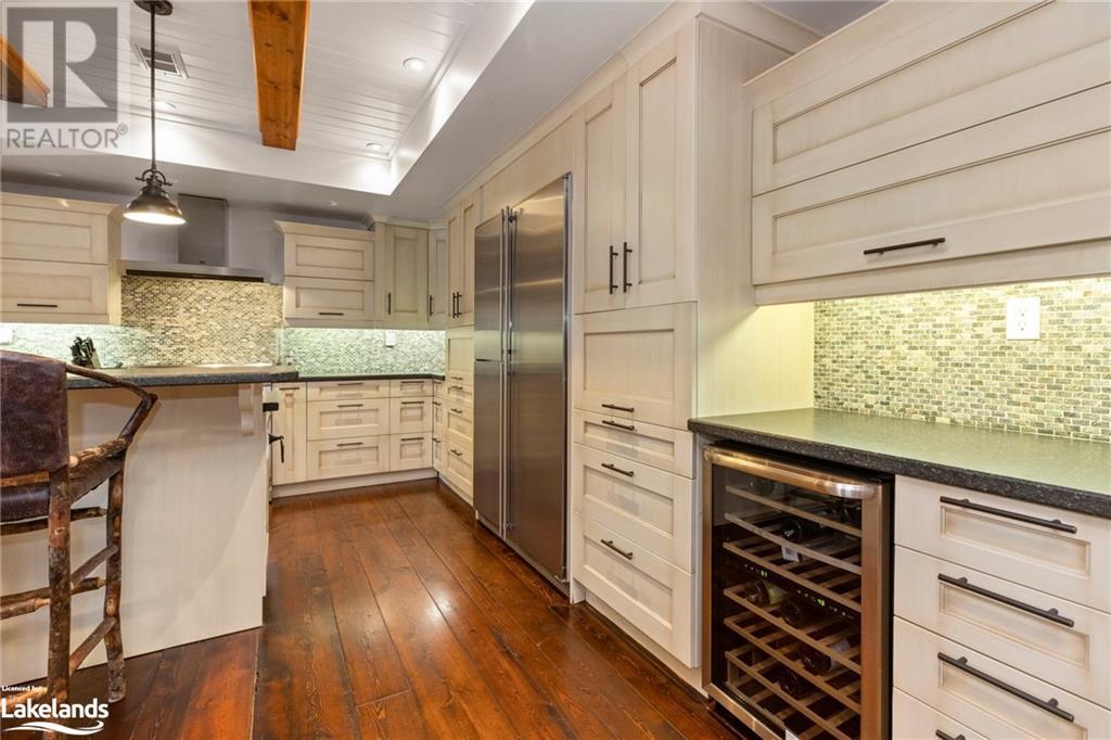 84 Bigwin Island, Lake Of Bays, Ontario  P0B 1A0 - Photo 16 - 40597381