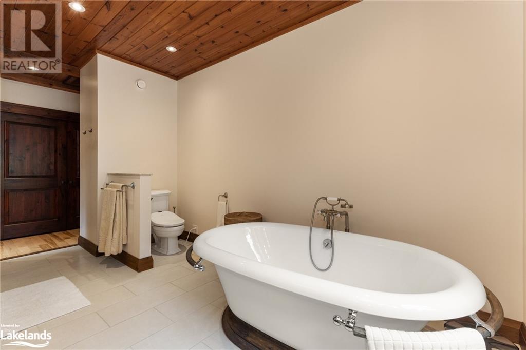 84 Bigwin Island, Lake Of Bays, Ontario  P0B 1A0 - Photo 32 - 40597381