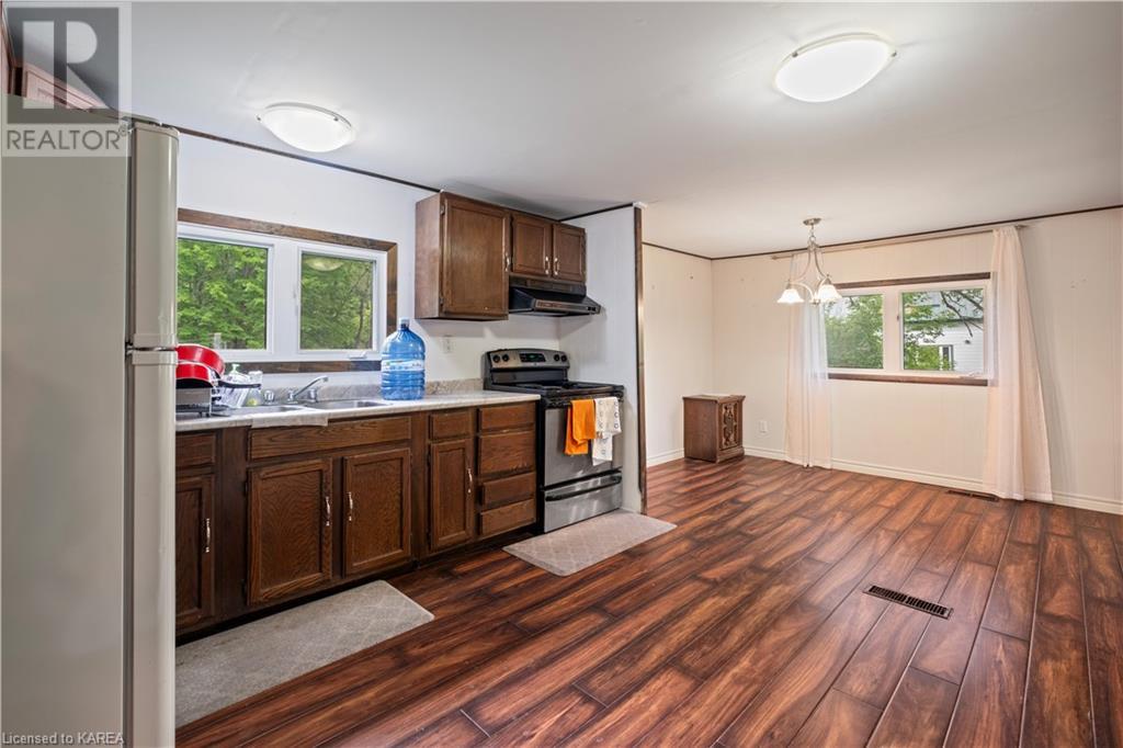 32 Old River Road, Mallorytown, Ontario  K0E 1R0 - Photo 24 - 40612671