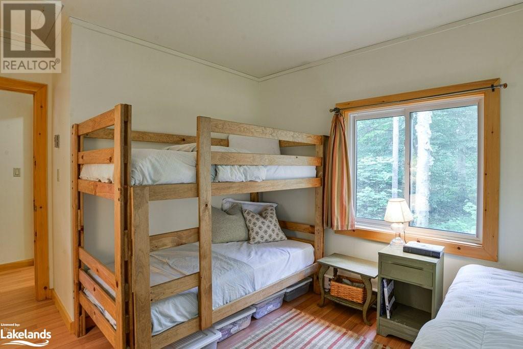 26 Taylor Island, Gravenhurst, Ontario  P1P 1R2 - Photo 18 - 40612794