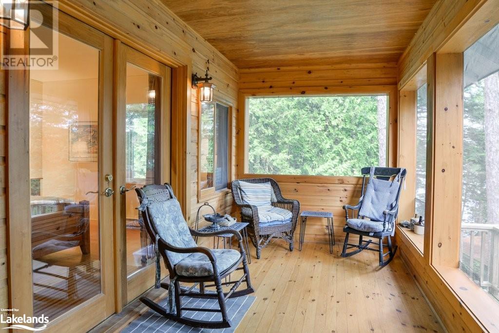 26 Taylor Island, Gravenhurst, Ontario  P1P 1R2 - Photo 3 - 40612794