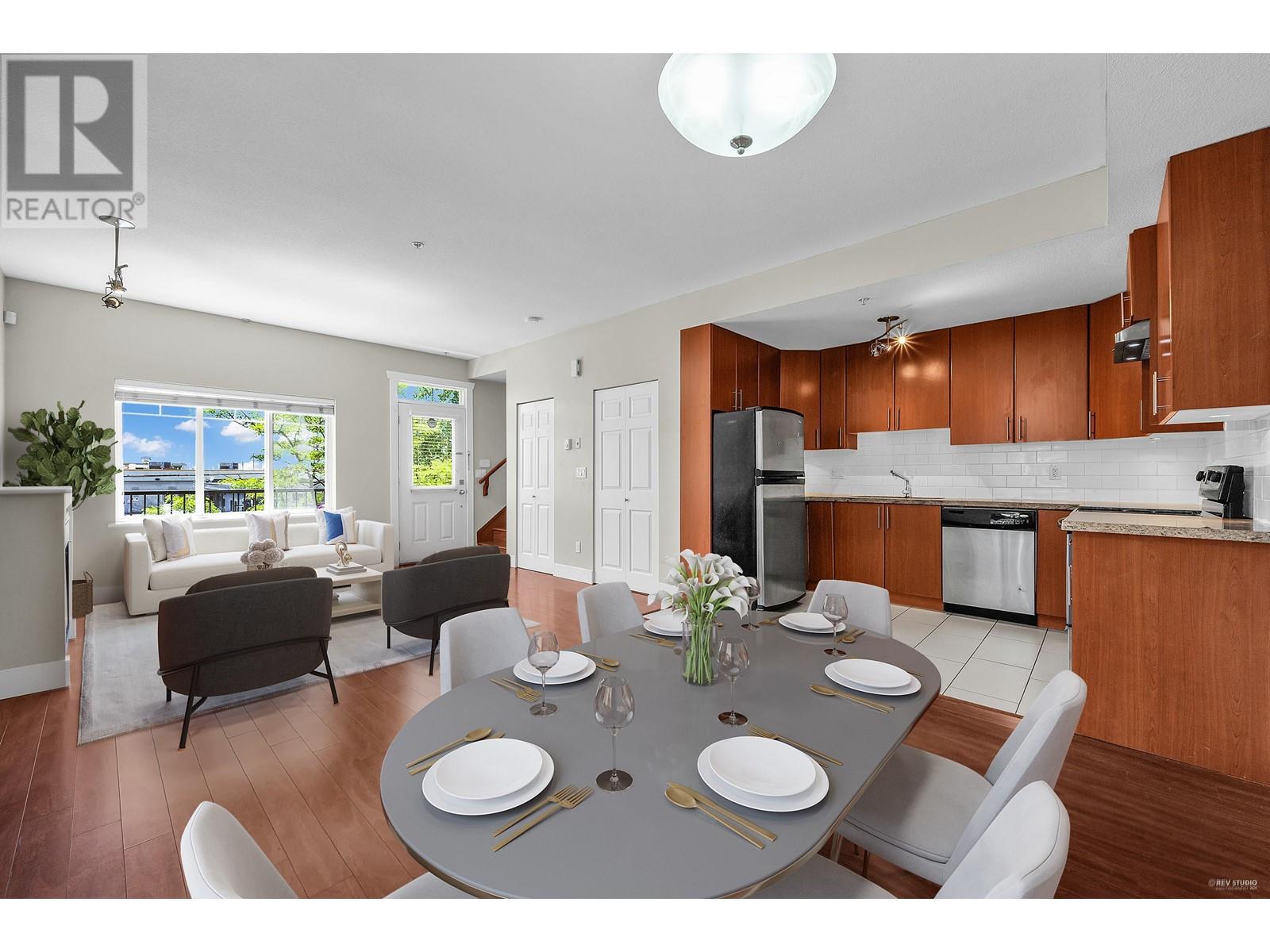 212 5211 Irmin Street, Burnaby, British Columbia  V5J 0C9 - Photo 5 - R2899574