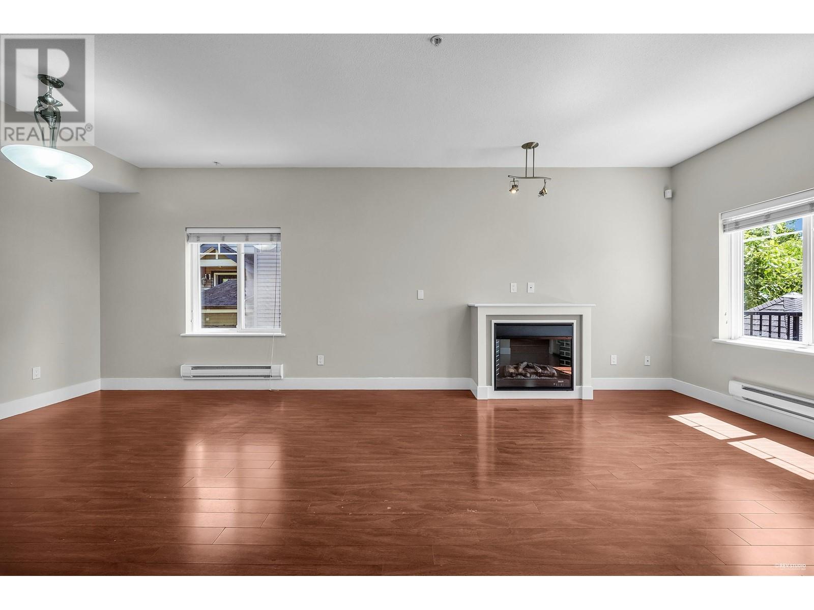 212 5211 Irmin Street, Burnaby, British Columbia  V5J 0C9 - Photo 9 - R2899574
