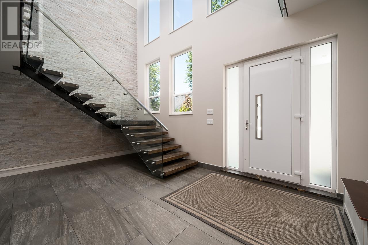 428 Mallard Road, Kamloops, British Columbia  V2H 1S6 - Photo 5 - 179523