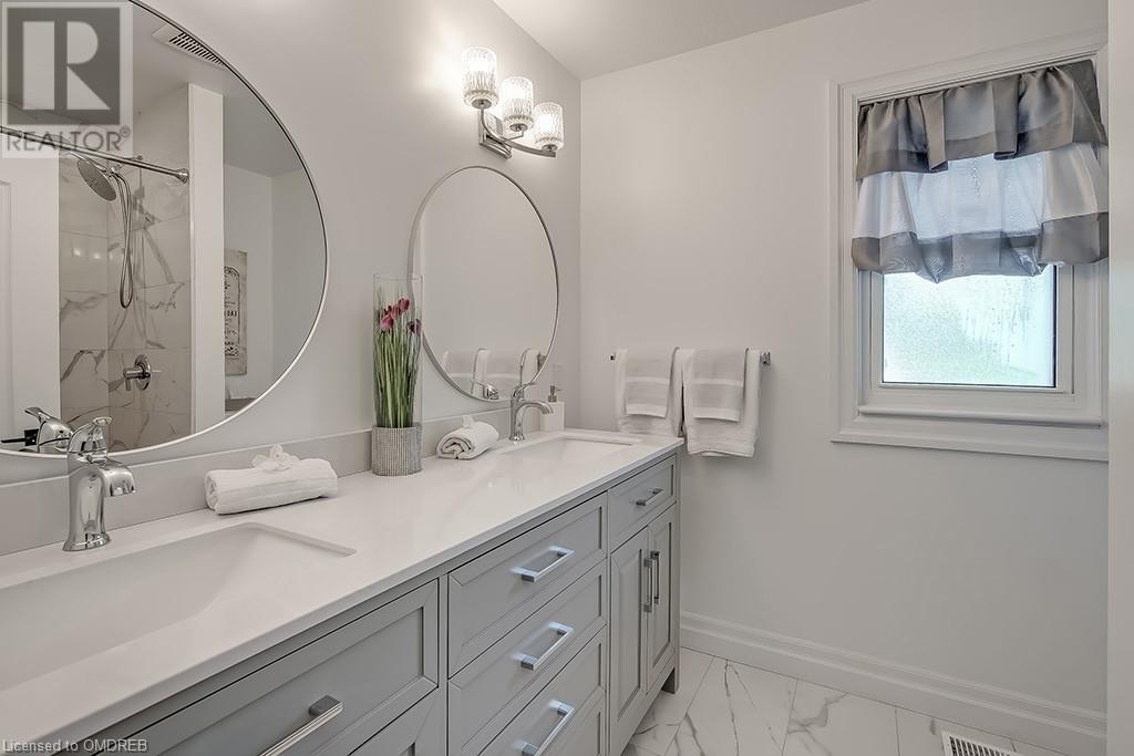 Image of property at 18 ALDERSON Drive