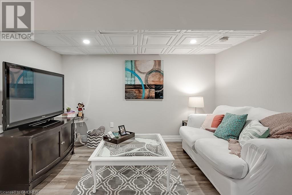 Image of property at 18 ALDERSON Drive