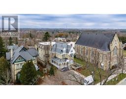 731 PRINCES Street N