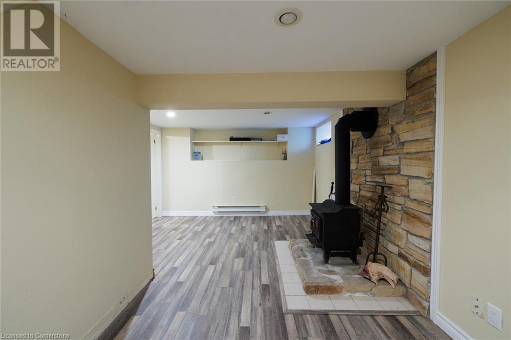 2 Dunkirk Ave Avenue, Guelph, Ontario  N1E 4N8 - Photo 29 - 40611951