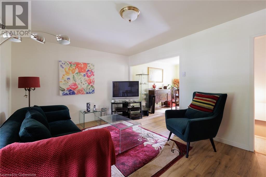 Image of property at 2 DUNKIRK Avenue